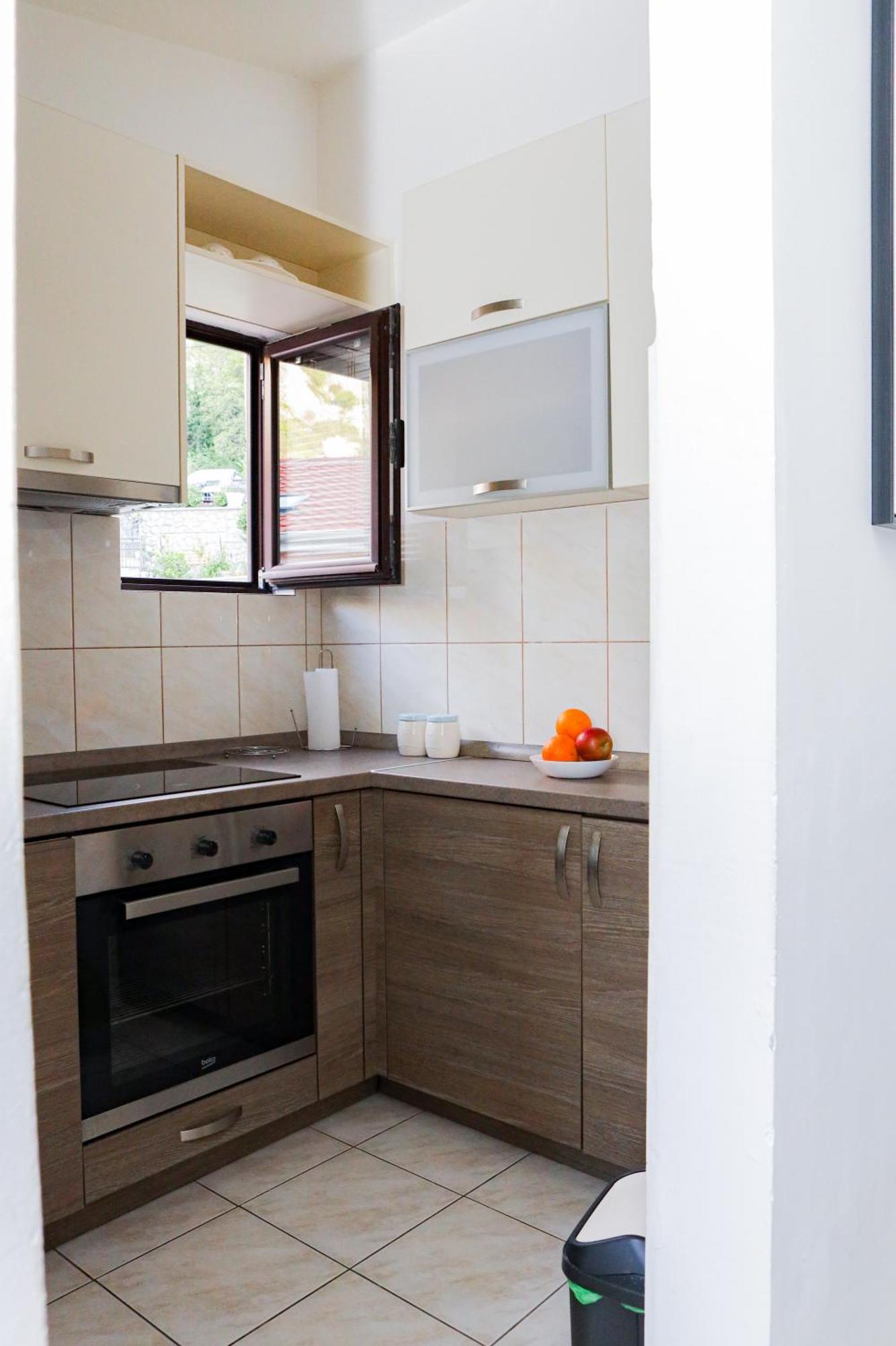 3-Bedroom Apartment With Panoramic Bay Views Kotor Extérieur photo